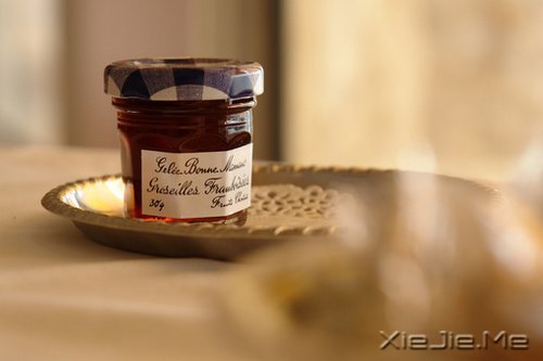 早安心语:安慰别人的话,终究安慰不了自己 (7)