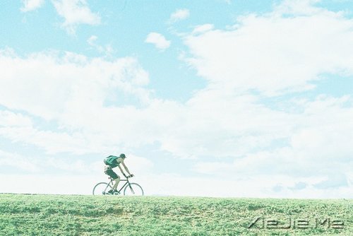 今天你所受的伤,只会让你明天更坚强 (3)