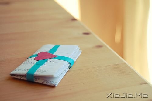 早安心语:日久不一定生情,但必定见人心 (1)